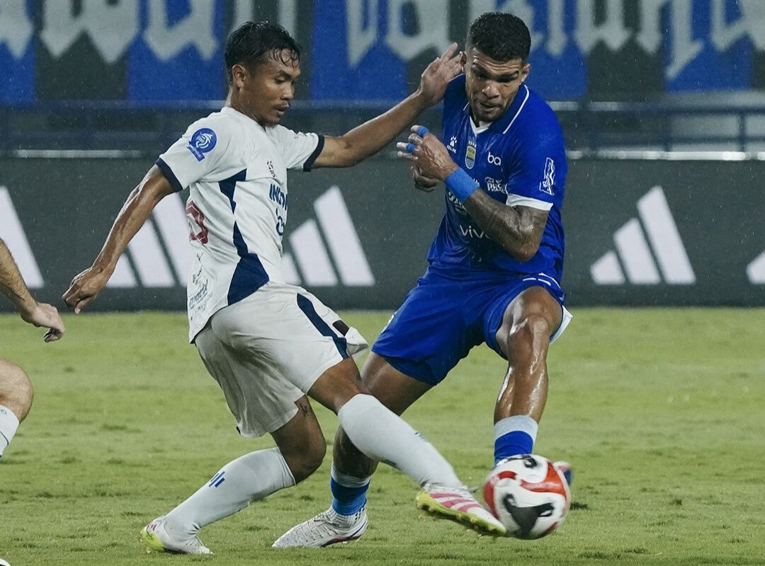 Persib vs Persita