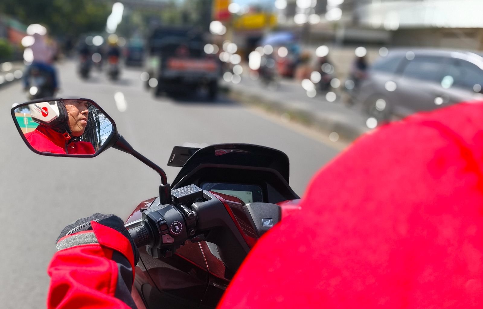 keselamatan di jalan dimulai dari fokus, kesabaran, dan kepedulian terhadap diri sendiri serta pengguna jalan lainnya.
