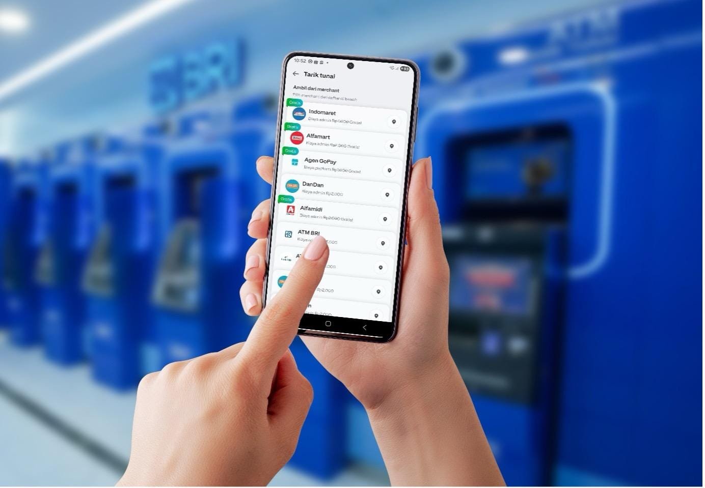 Jelang Lebaran, GoPay Permudah Tarik Tunai Tanpa Kartu di ATM BRI dan bank bjb