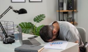 Begini Cara Bagi Waktu Tidur Saat Ramadan Supaya Tidak Mengantuk di Kantor