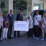 BRI Cabang Cirebon Gunung Jati Serahkan Bantuan Mobil Jenazah kepada Yayasan Al Akbar Bina Maulana