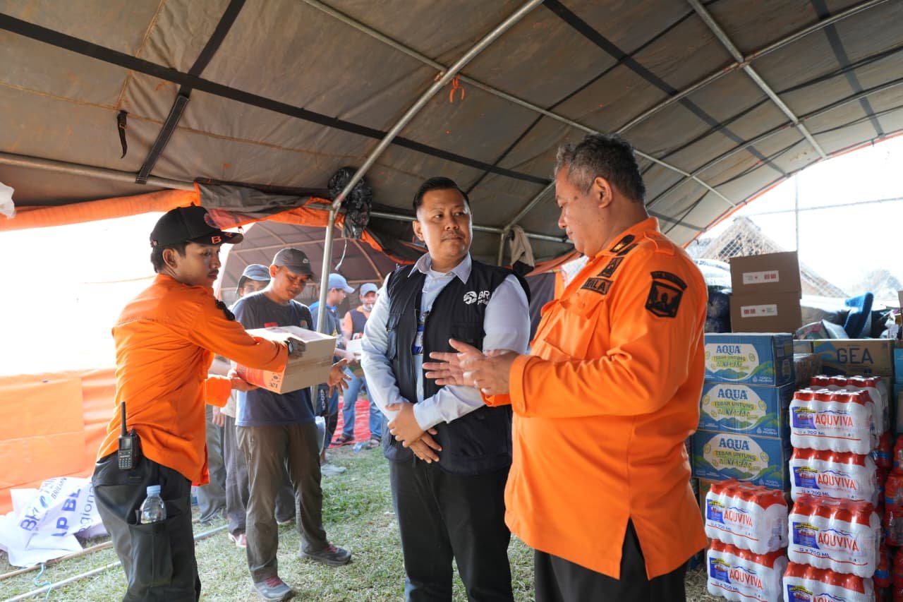 BRI Region 9 Bandung Salurkan Bantuan untuk Kampung Adat Ciptamulya BRI Region 9 Bandung Salurkan Bantuan untuk Kampung Adat Ciptamulya
