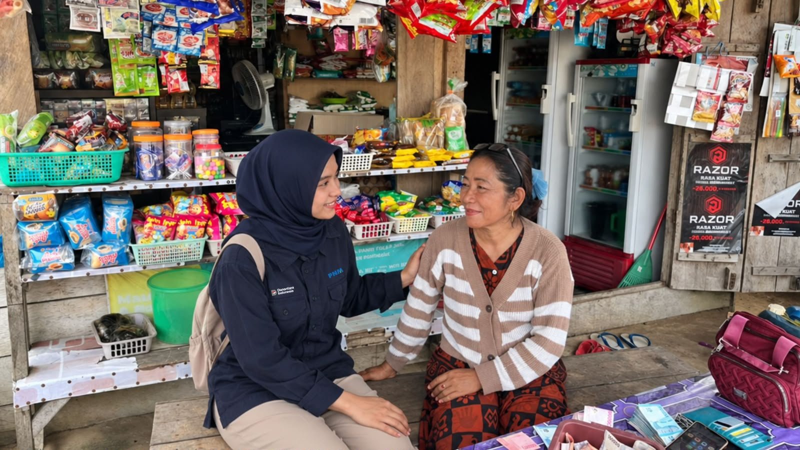 Fipi Novita Sari sebagai Account Officer (AO) PNM Mekaar